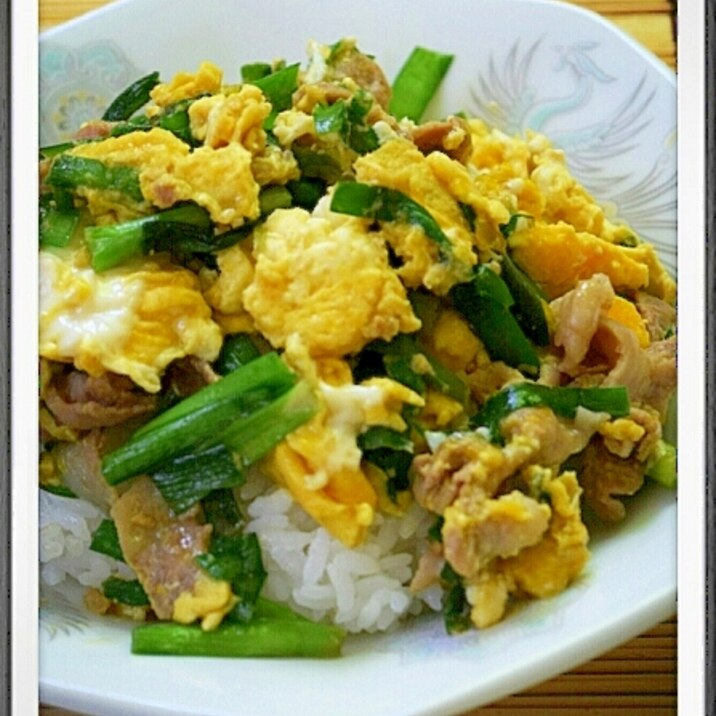 ご飯が進む ニラ玉丼 レシピ 作り方 By Nori Noko 楽天レシピ